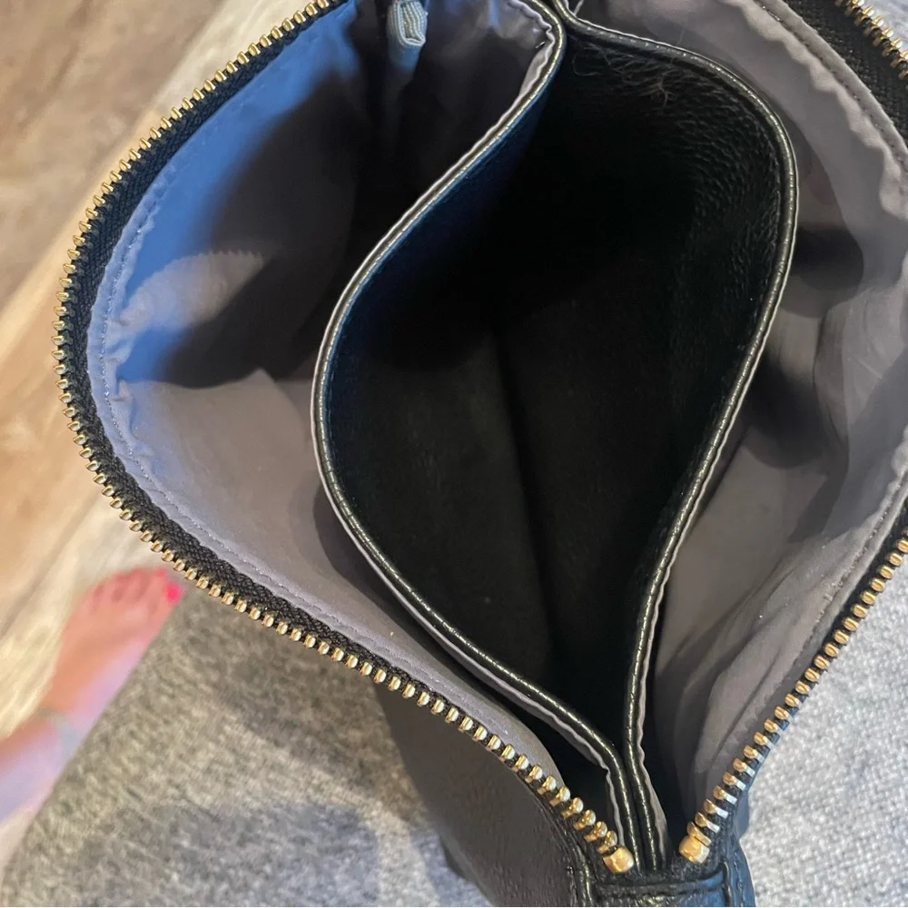 Freshly Picked Black Classic Zipper Pouch w/ Polished Gold and a tassel charm
